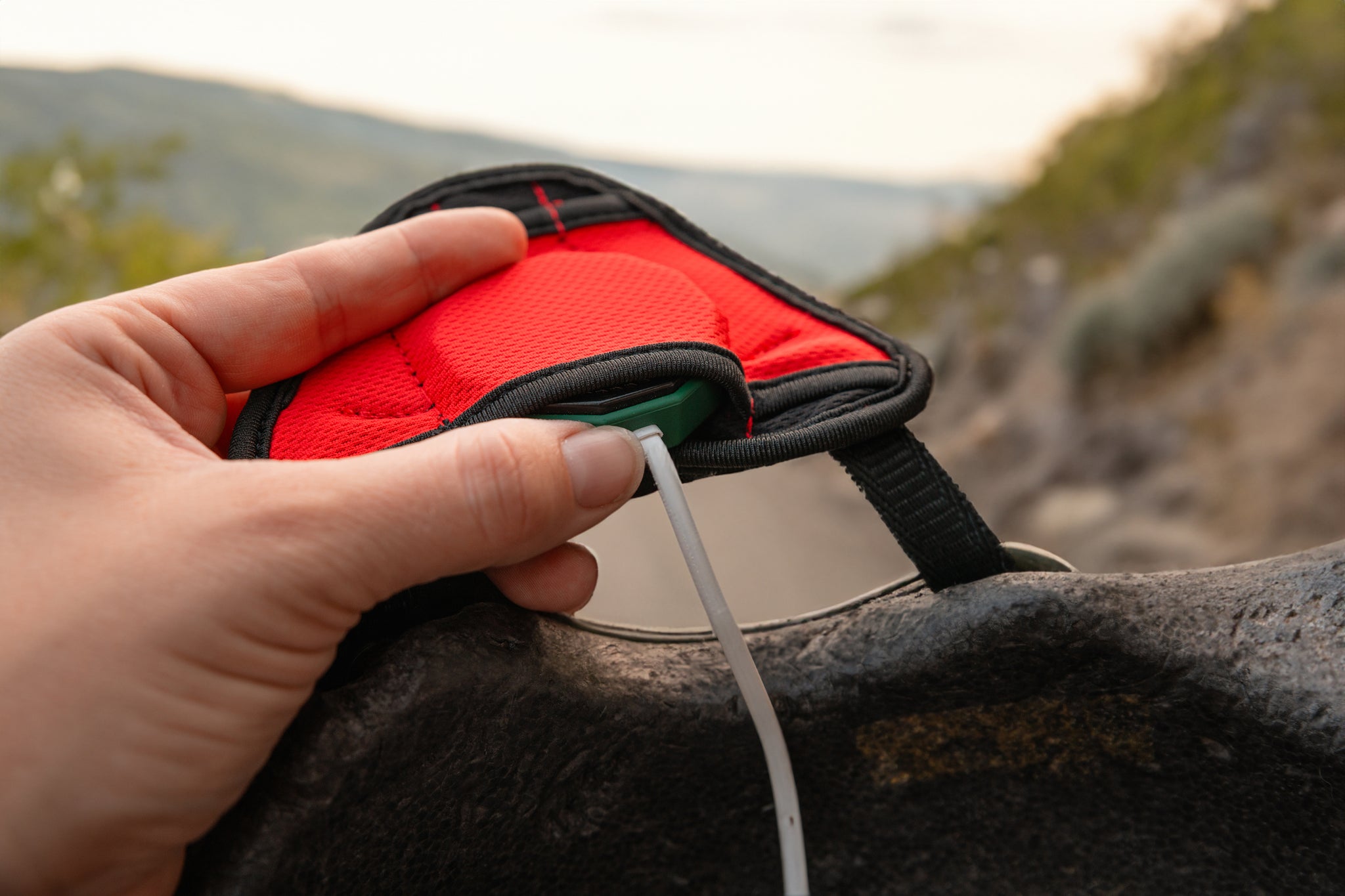 K-Roo Pouch 2.0 (UNIVERSAL HELMET AUDIO POUCH)