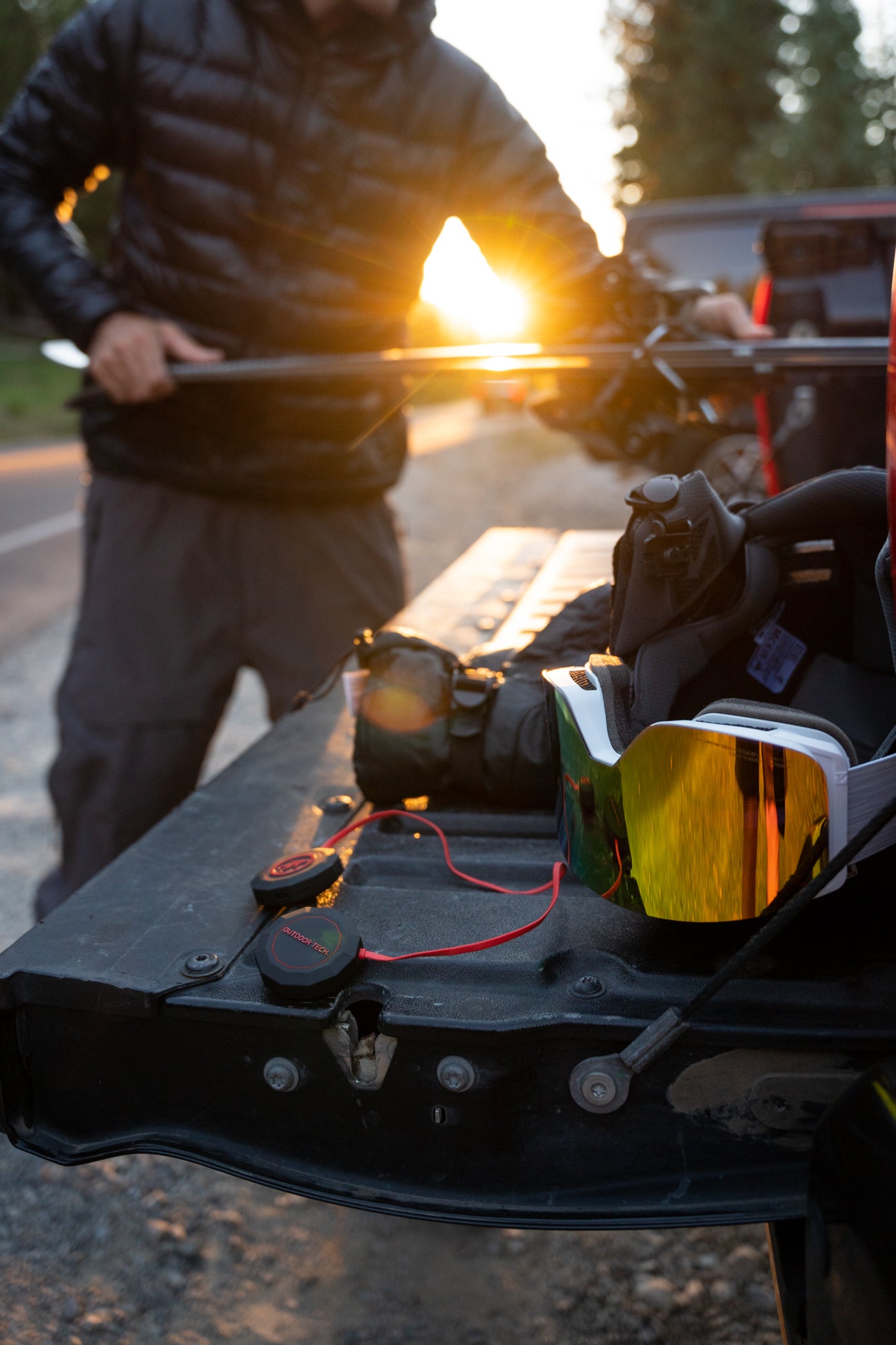 outdoor tech audio systems with smith helmet Chips XV