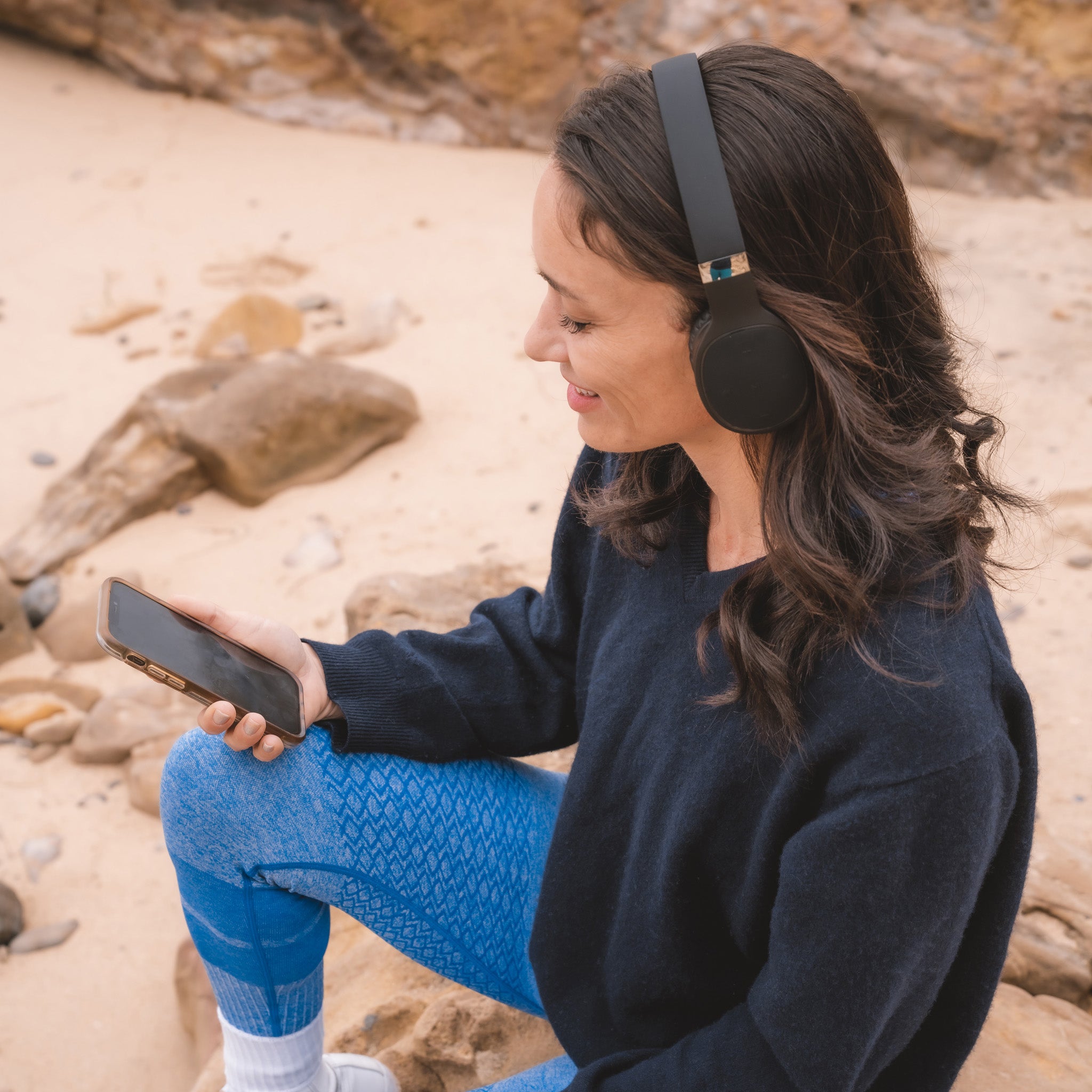 Komodos Bluetooth Headphones with Comfortable Over-Ear Fit
