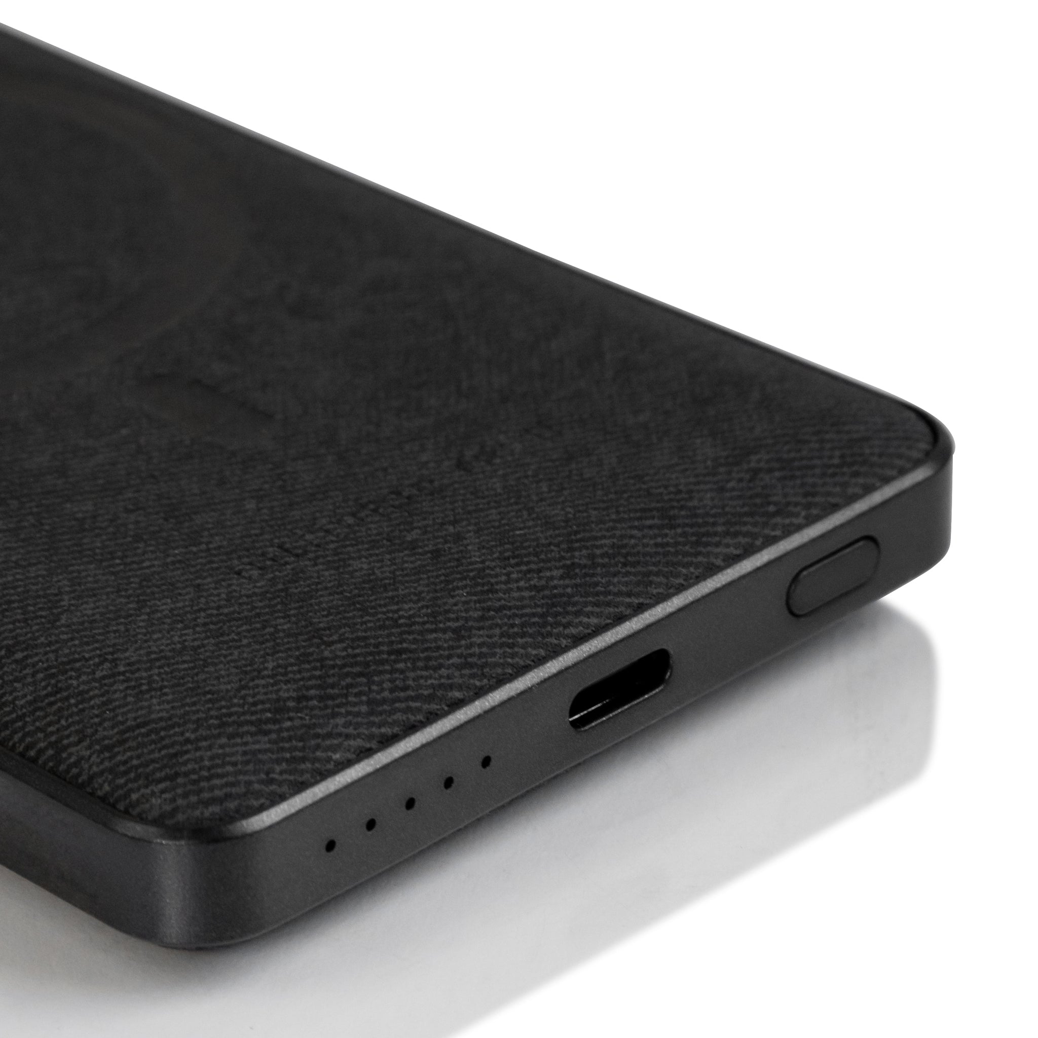 Latch Wireless Charging Power Bank