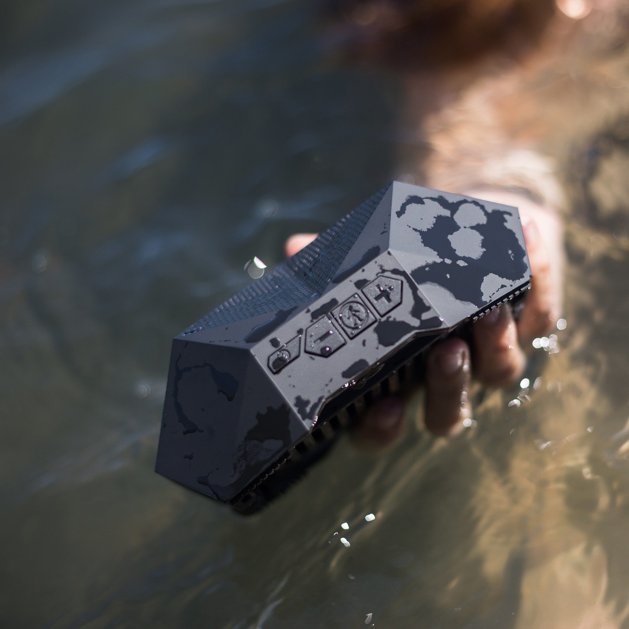 bluetooth speaker that is waterproof